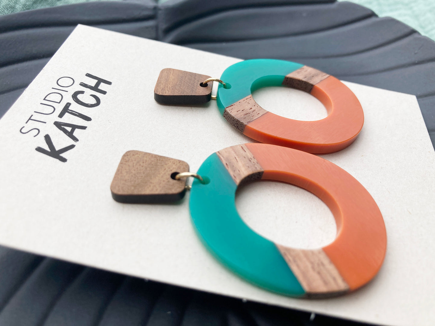 Festival - Retro hout & hars