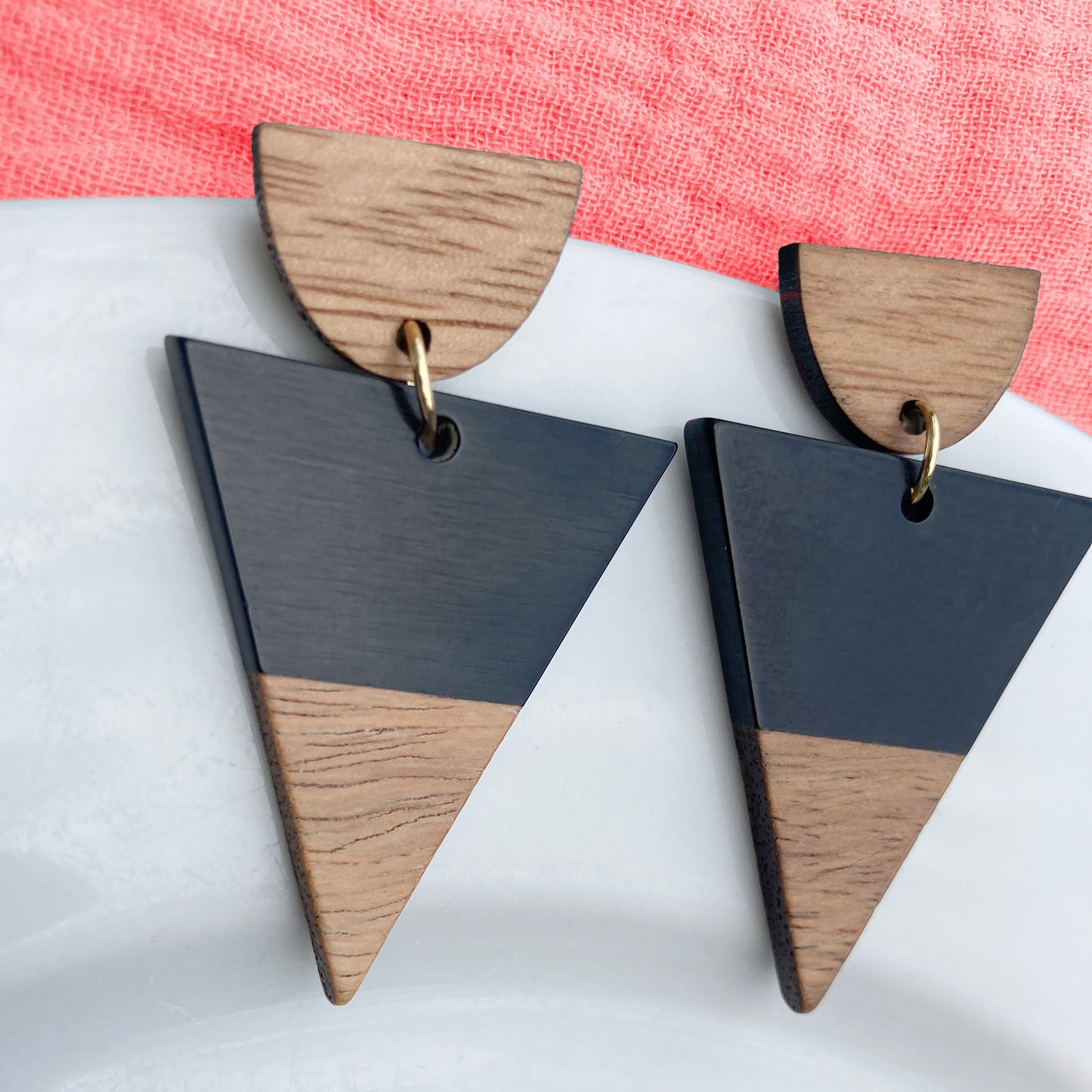 Triangle hout & hars