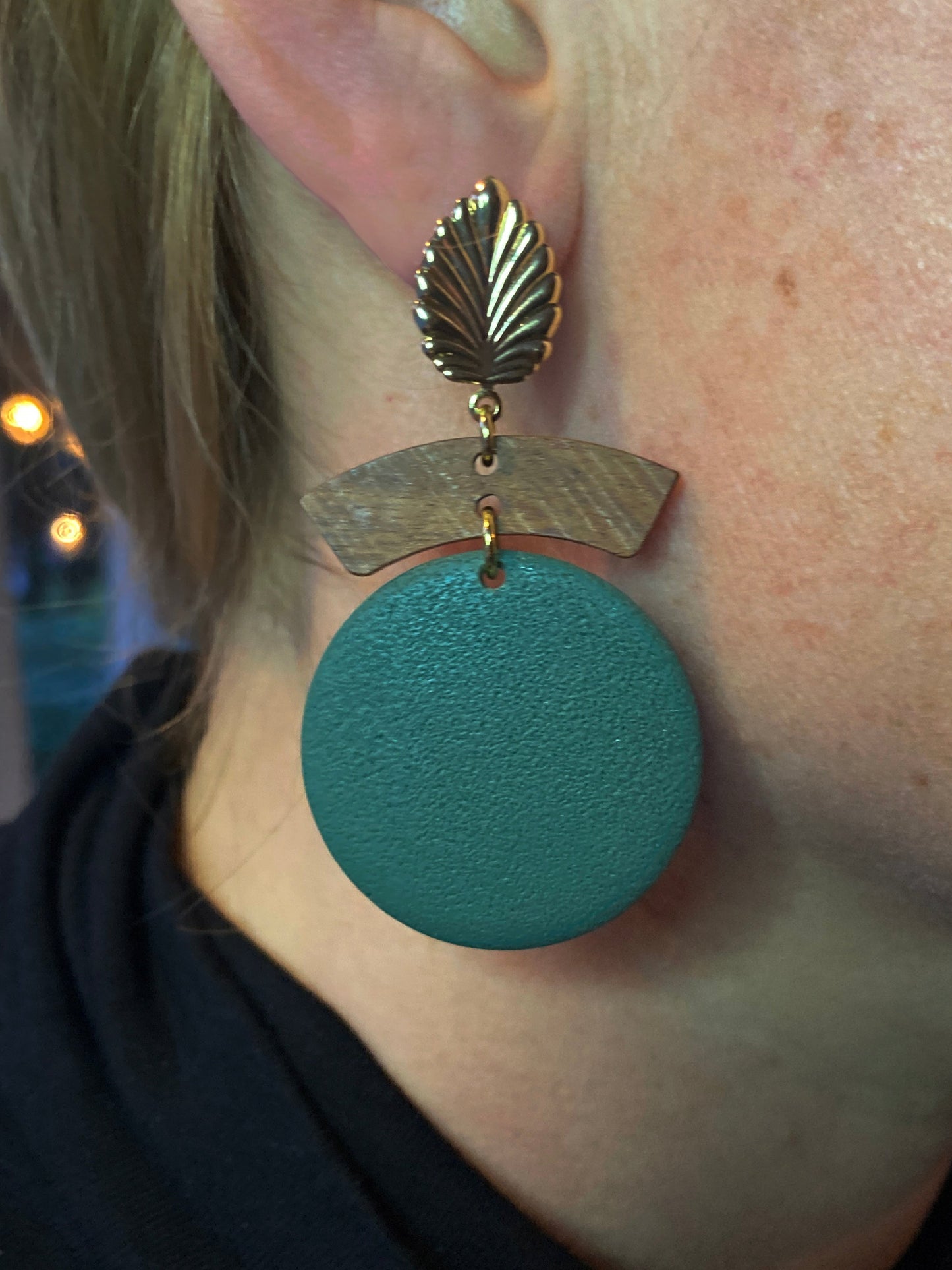 Lange oorbellen 'leaf & wood'
