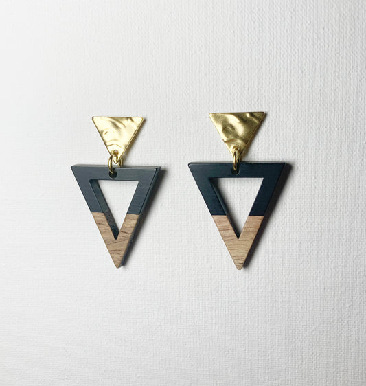 Open triangle hout & hars