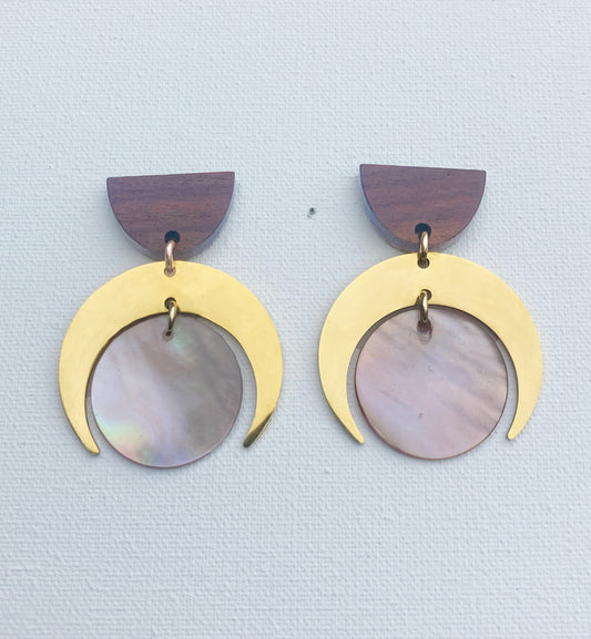 Stainless steel 'moon & shell'